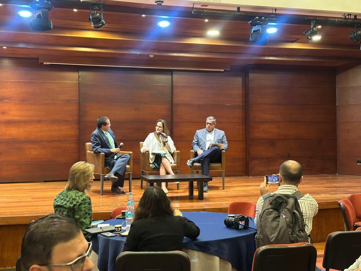 Fecolfin tweet media