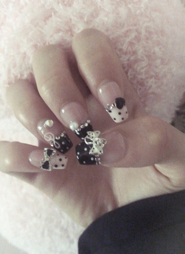 ๑͏♪❤︎ sofia ⚢ tweet media