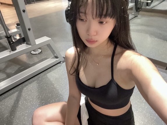 baby ivy ~♡ tweet media