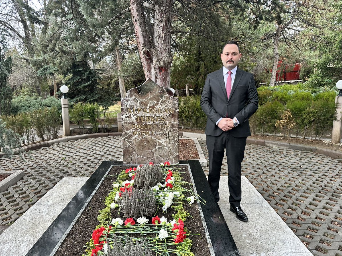 📍 Ankara

Başbuğ Alparslan Türkeş Anıt Mezarı

Başbuğum 🤲🏻