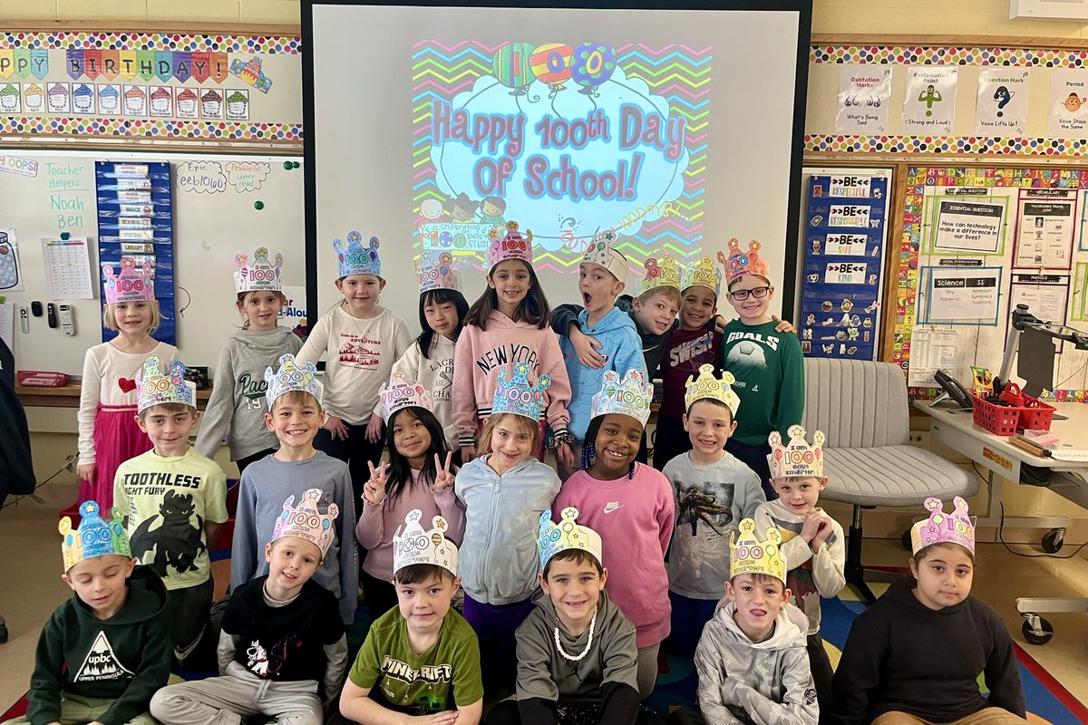 DGDistrict58's tweet photo. ⭐ 100 Days of School = 100 Days Smarter! ⭐ Our youngest learners celebrated with one of the most fun traditions of the year: counting, creating, dressing up like they’re 100 years old, and showing off their 100-day spirit! #dg58pride #100daysofschool #100dayssmarter https://t.co/3bPdsdju3Z