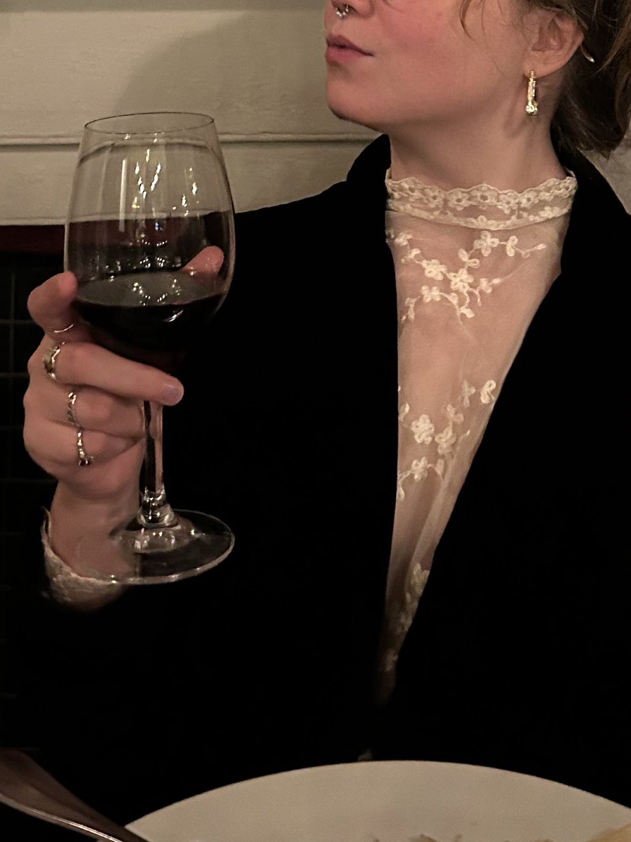 courtw28's tweet photo. my femme! my femme! my femme! https://t.co/qJcVRYbFi2