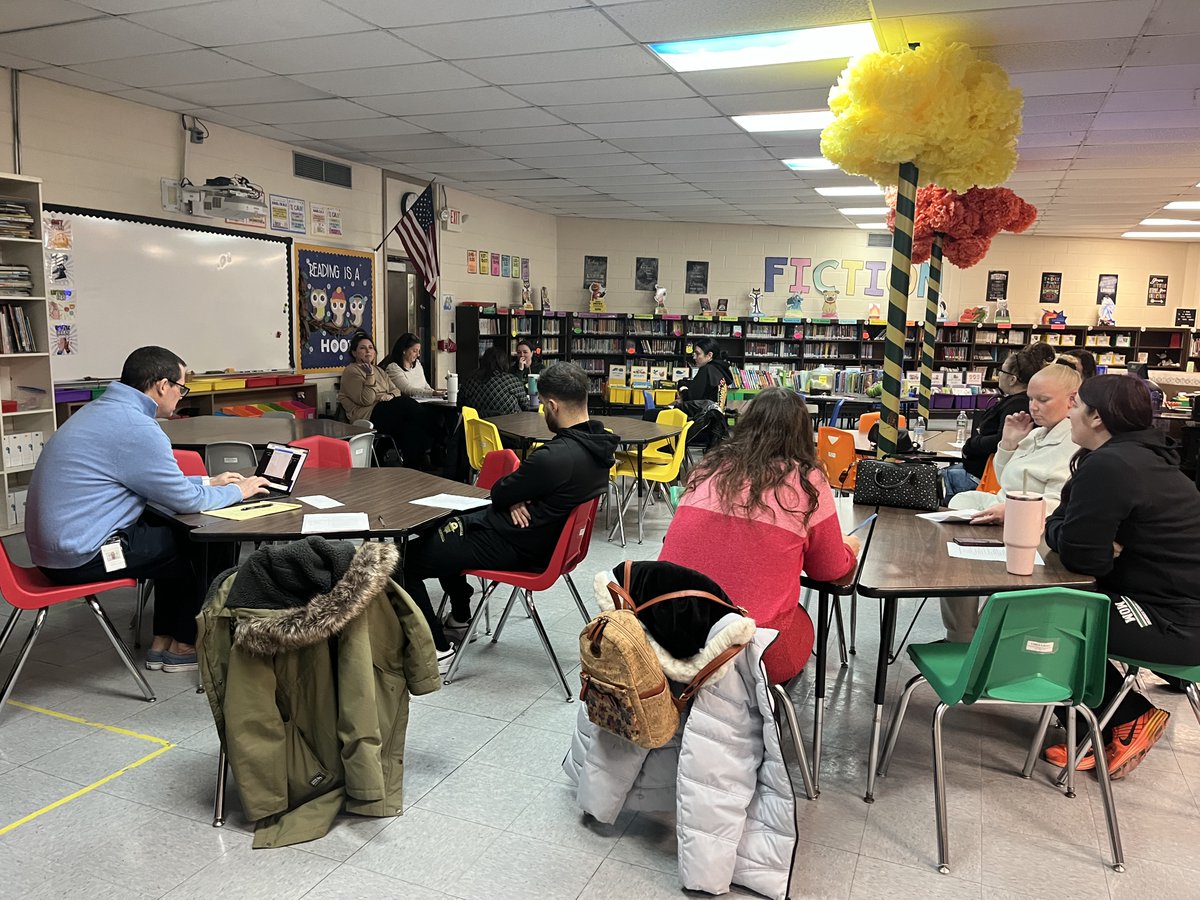 VMESMustangs tweet media