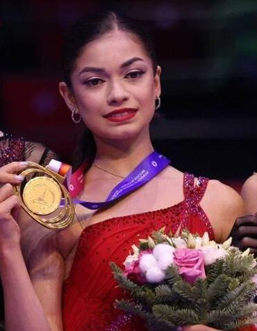 DavidSteadson's tweet photo. @iocmedia This is Russian skater Adeliia Petrosian. She helps raise money for the Russian army to slaughter Ukrainian athletes.

You let her compete. https://t.co/Fx3VIMoEyR