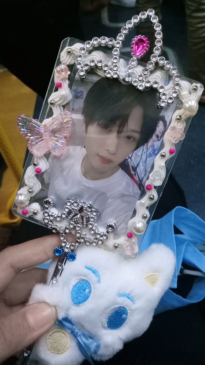 frenjun_studio's tweet image. [🔄 &amp;amp; ❤ are very appreciated]

#BATCH 2 ★[PRE-ORDER] 2026 TONGKAT PERI TOPLOADER DECO 🧚🏻‍♀️💕 by. FRENJUN STUDIO ⭐!

pre-order (12 - 25 Februari 2026) 
link: forms.gle/6fAggLaokrXdmp…
more details in form!

Freebies 25.2 &amp;amp; 3.3 🕢 17.00 wib 
link: id.shp.ee/nRwSLnD
tnc🧚🏻‍♀️tba~