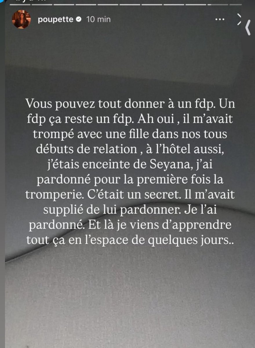 hsmlei's tweet photo. Dans un monde où les hommes trompent avant, après le mariage et même pendant et après grossesse le mariage n’a strictement aucun intérêt pour moi.

Rester seule, c’est aussi se respecter.

Les hommes ont rendu le mariage inutile, mais ils veulent encore qu’on y croie.🤡🤡 https://t.co/mc67XQAv3D