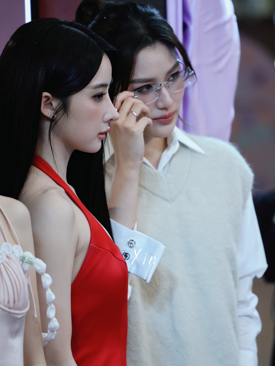 I nostri genitori

HOUSE OF SEPHORA X APASRA
#YokoShinesAtSephora
#HOSTHSpring26 #OnlyAtSephora
#HouseofSephoraTH

#YokoApasra #โยโกะอาภัสรา
<a href="/Yoko_apasra/">Apasra</a>
<a href="/gracehinwza/">galaxygrace</a>