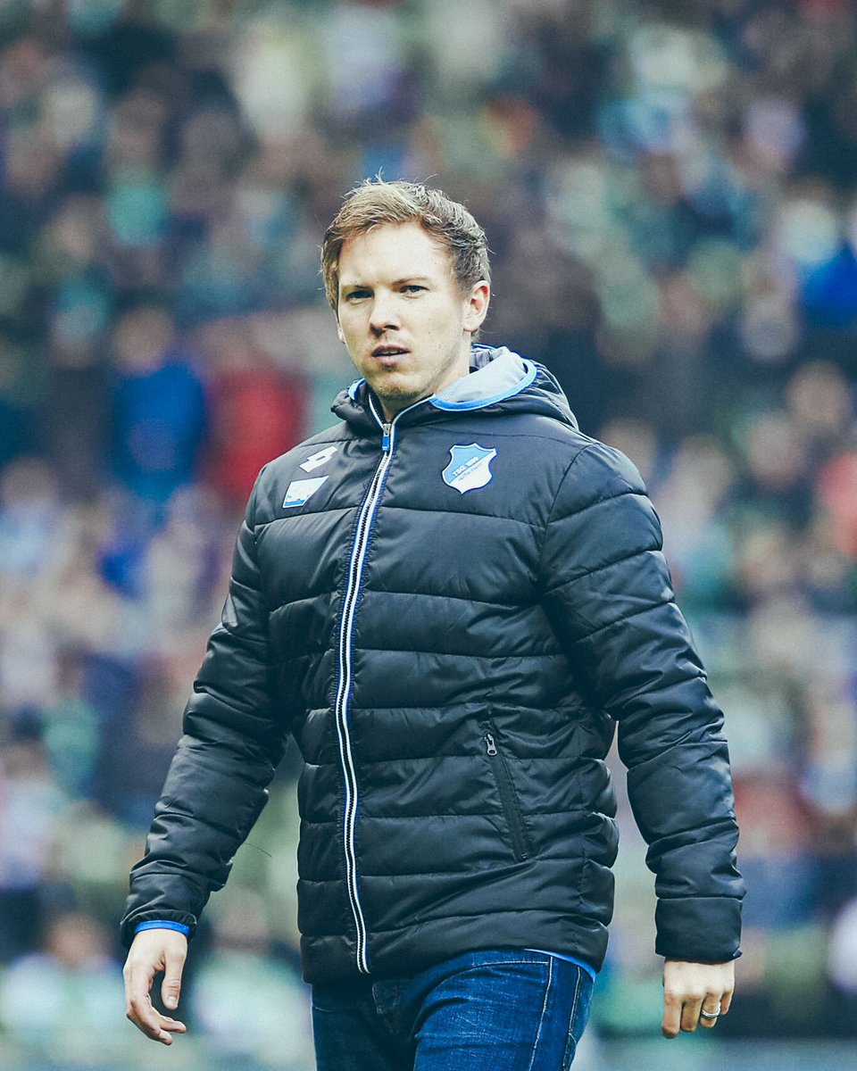 tsghoffenheim's tweet image. Ein 28-Jähriger als Cheftrainer?! Ob das was wird...

Heute vor zehn Jahren: Julian Nagelsmann feiert sein Debüt an unserer Seitenlinie 💙🤍