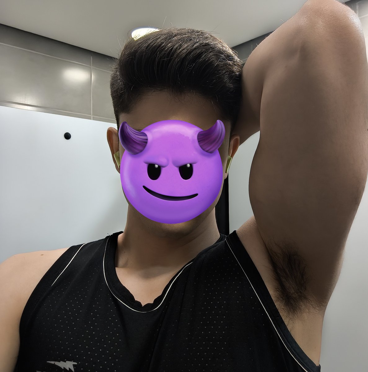 RafinDom (4k) tweet media