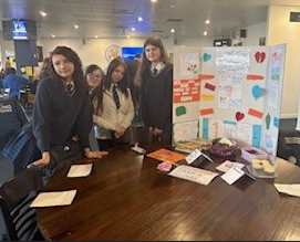 IbstockSchool's tweet photo. Congrats to 4 amazing students who smashed it at the Leicester City Inspires mental health &amp; wellbeing day on Wednesday, winning the whole competition with their presentation!
Next stop: Everton Football Club!
We're so proud of their passion &amp; dedication to mental wellbeing. https://t.co/MxfckO0A2i