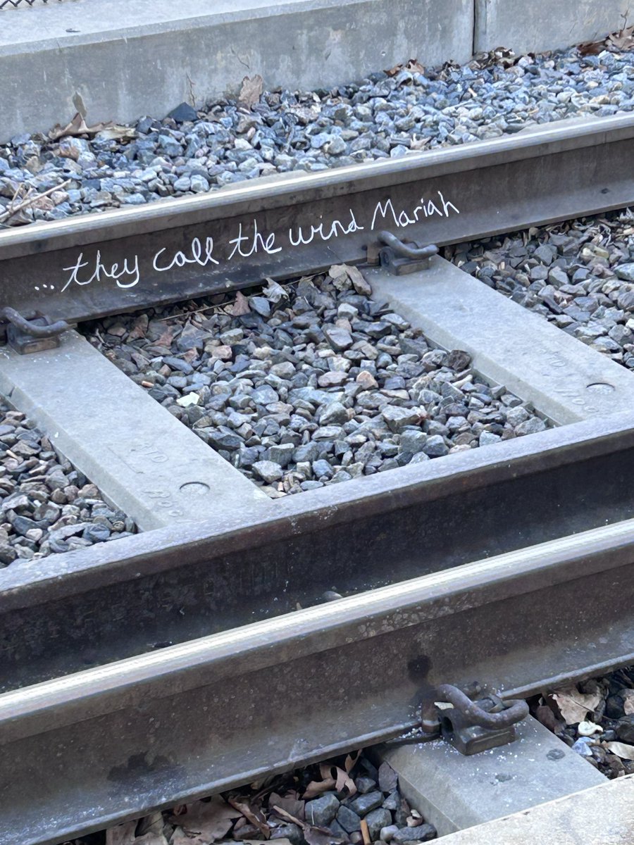 Light Rail Eavesdrop tweet media