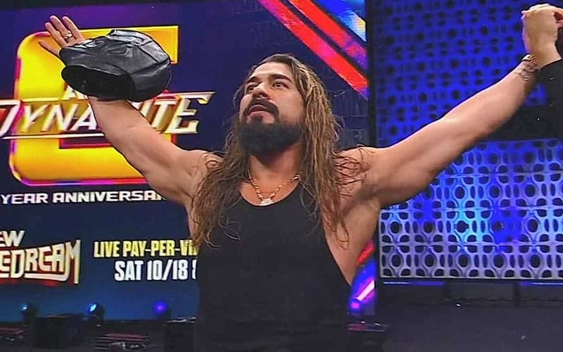 WWEREALONE's tweet photo. They really needed that change of scenery and get the hell out of there 🔥 https://t.co/aXU4fqYaxK