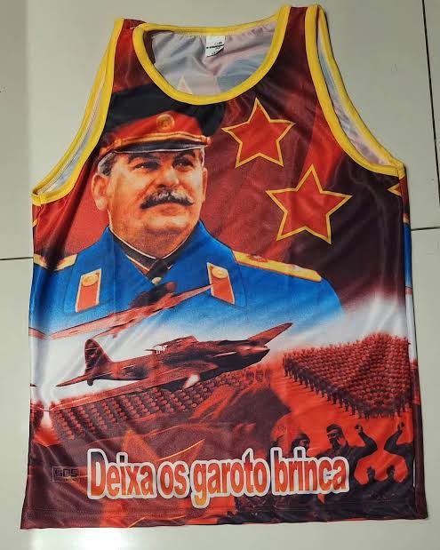 Os garotos estão se preparando para brincar