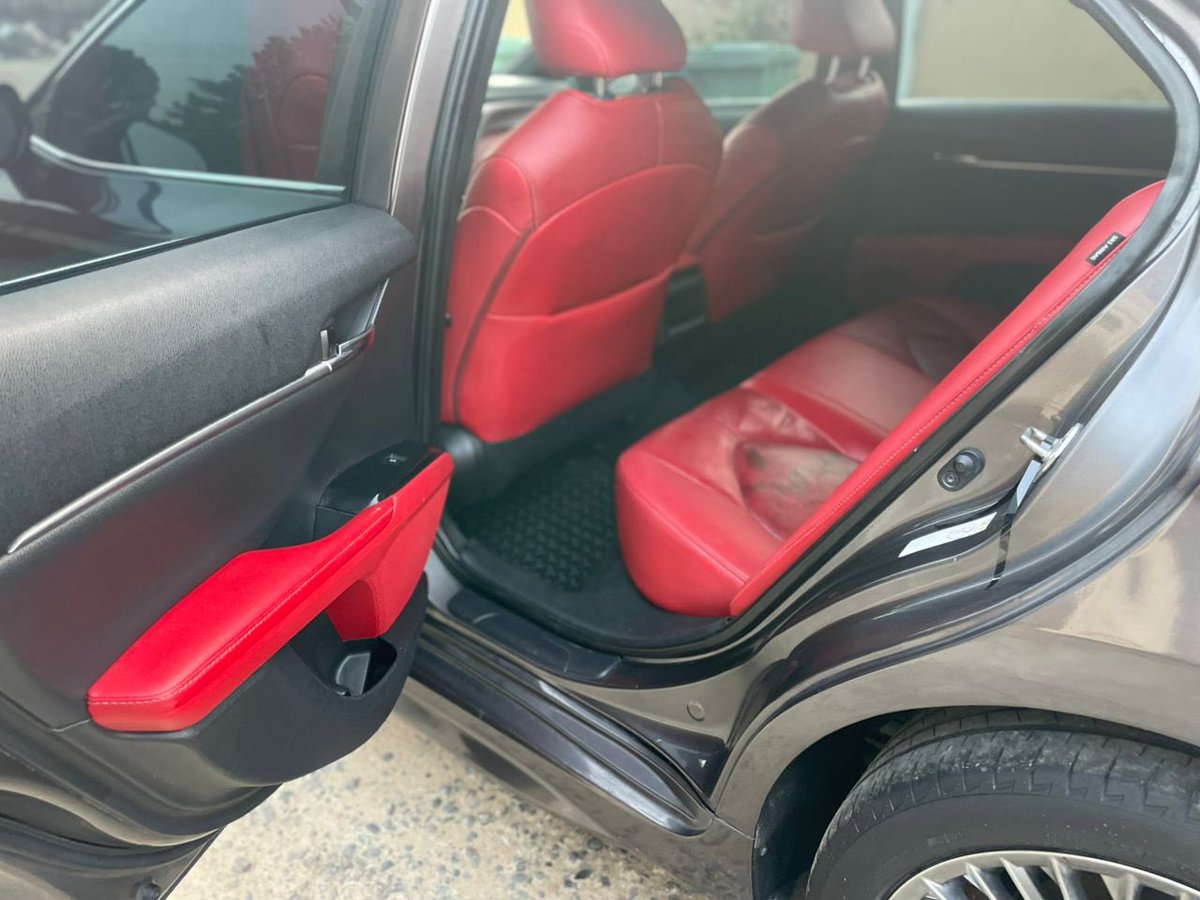 homautos's tweet photo. 2018 Toyota Camry SE
Toks
New entry
Dubai import

📍Lagos
🏷️ 30.5 Million Naira

Send a DM or WhatsApp 08026245425
https://t.co/eNblMU4ocS

Brentford David Tacha Ruth Reno El-Rufai Shola Isaac Fayose https://t.co/ILAwqdLOhr