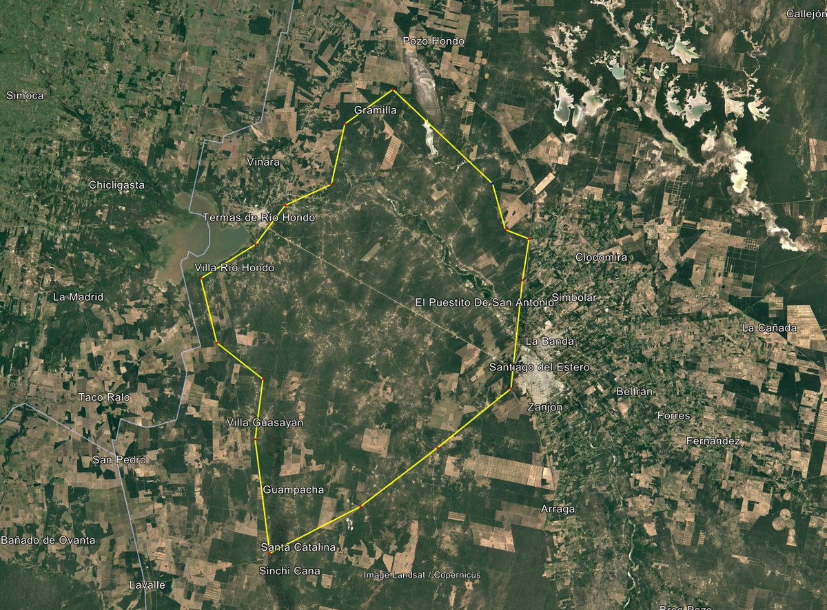 hay una curiosidad: en el monte de Santiago del Estero (entre Termas y Santiago) hay una área de 400 mil hectáreas que prácticamente no produce al lado de un embalse inaugurado en 1967.
hace 59 años que nadie ejecutó un plan para irrigar la zona, ni idea qué esperan.