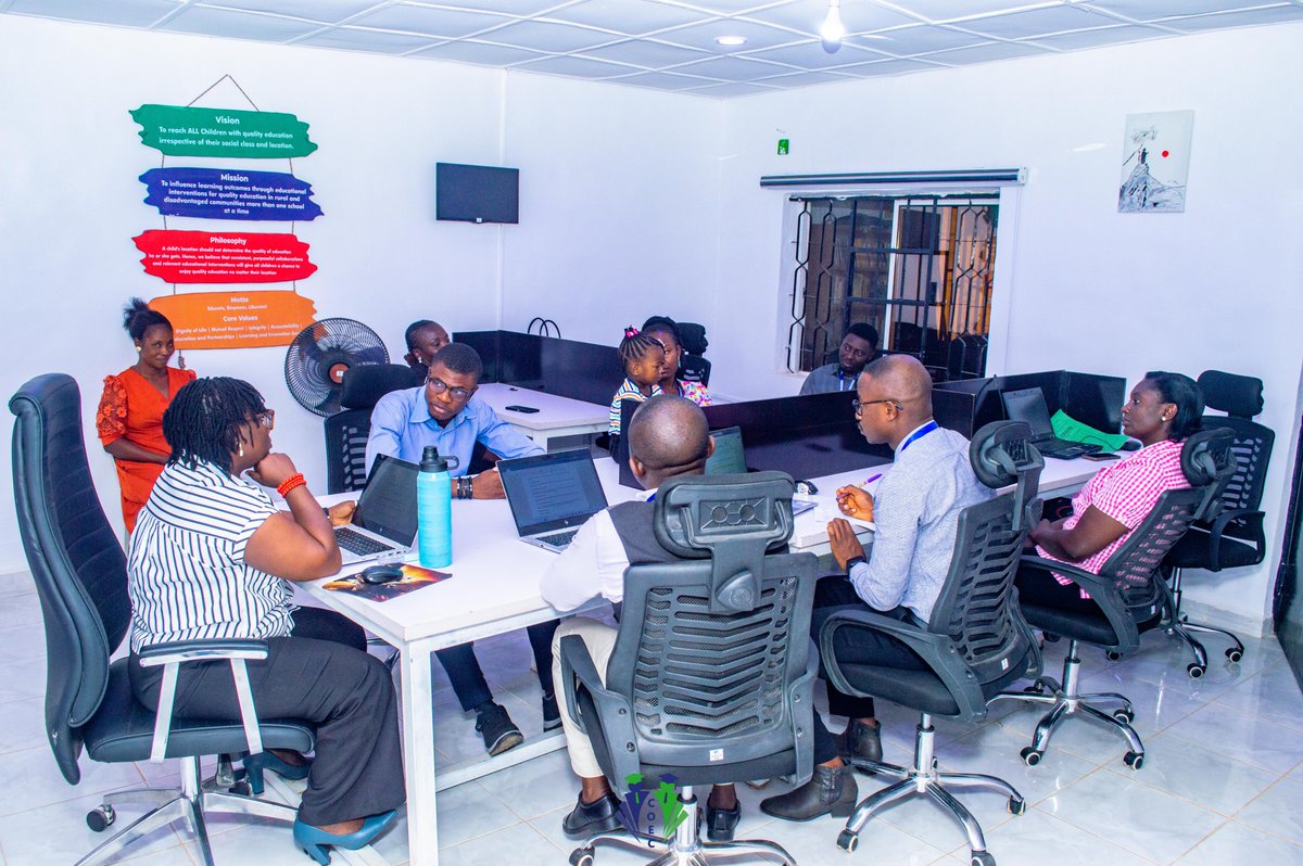 Monday Family Meeting 💼✨

Strategy mode: ON.
Big news loading for our rural learners… 👀📚
Stay tuned!

#COEC #EducateEmpowerLiberate #RuralEducation