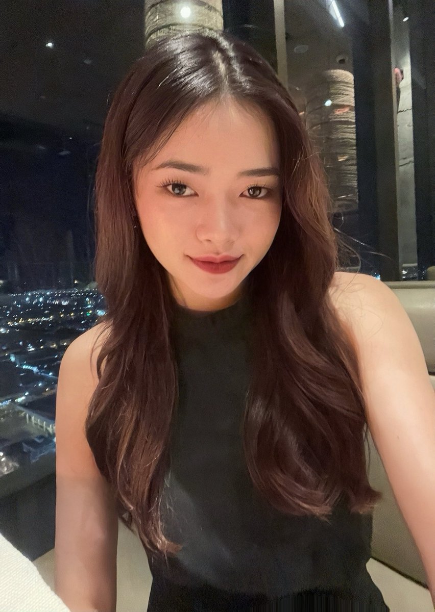 Rchi1371's tweet photo. 🌚 https://t.co/oX6ttxnC0E