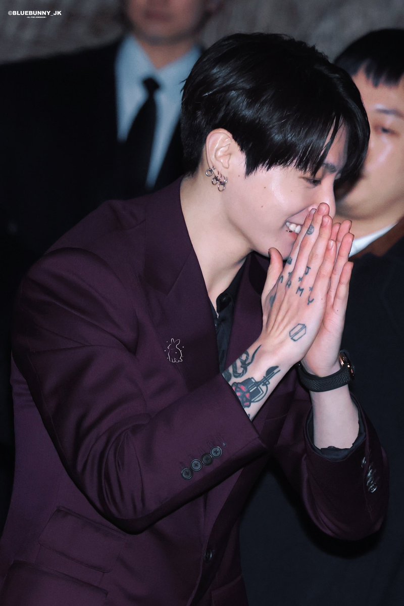 loveforku's tweet image. effortlessly attractive