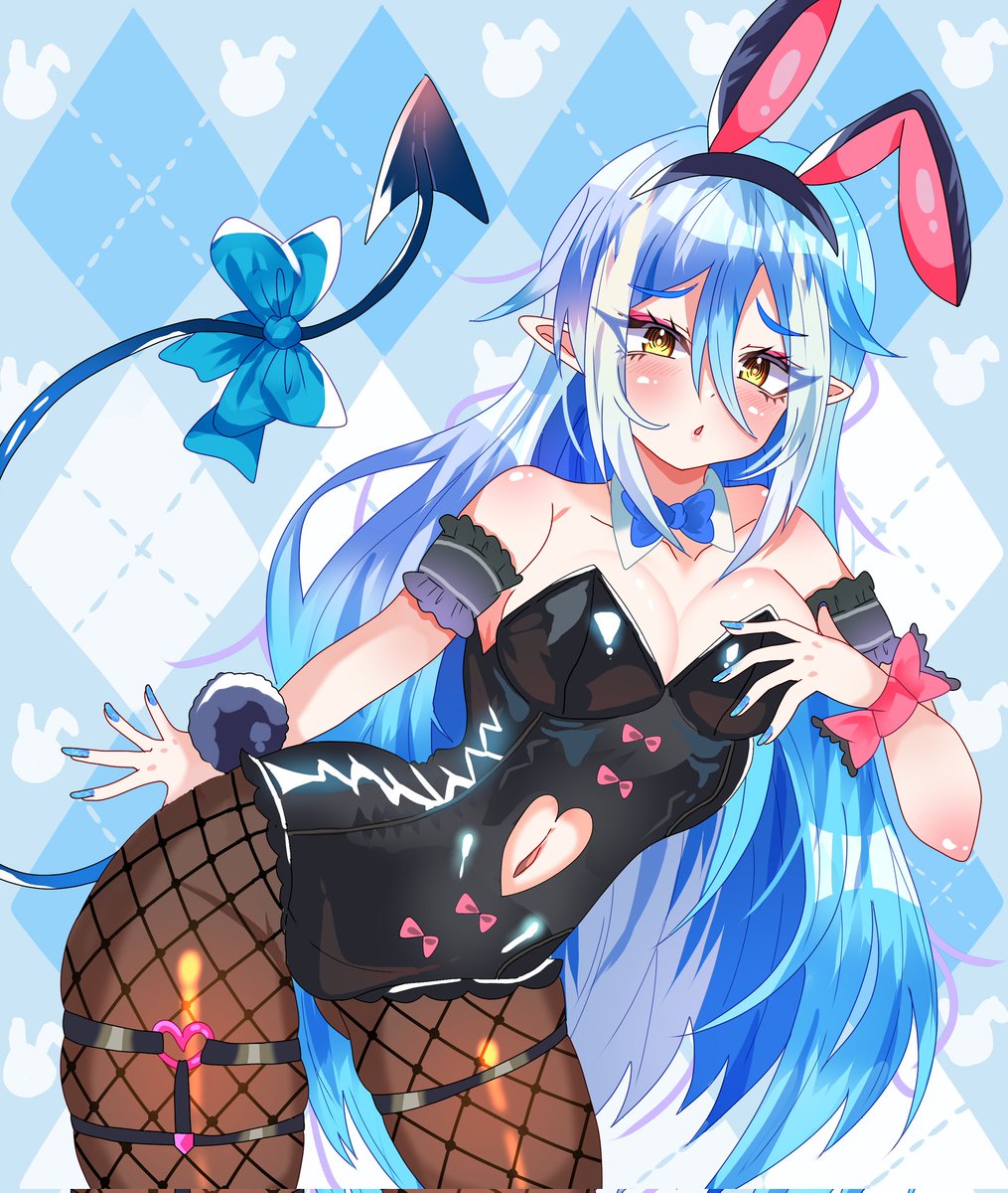 オリジナルバニーガール衣装の
ベリちゃま完成しました!
久々にこの時間に完成したイラスト
投稿するかも🐰
たくさん見てもらえたら嬉しいです🙇

 #ボンバーガール 