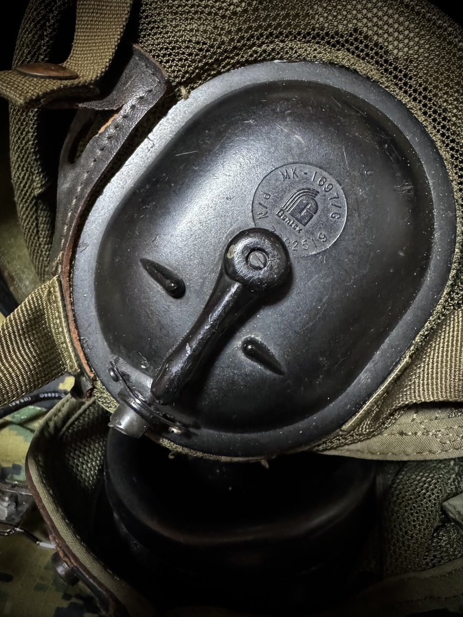 surplus
GENTEX
COMBAT VEHICLE CREWMAN (CVC) HELMET

#usarmy #cvchelmet
#tankers #tankershelmet
#surplus