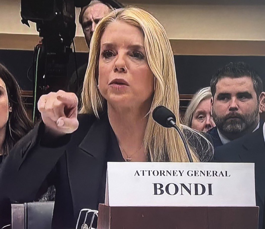 Pam Bondi can go fuck herself.
open.substack.com/pub/jojofromje…