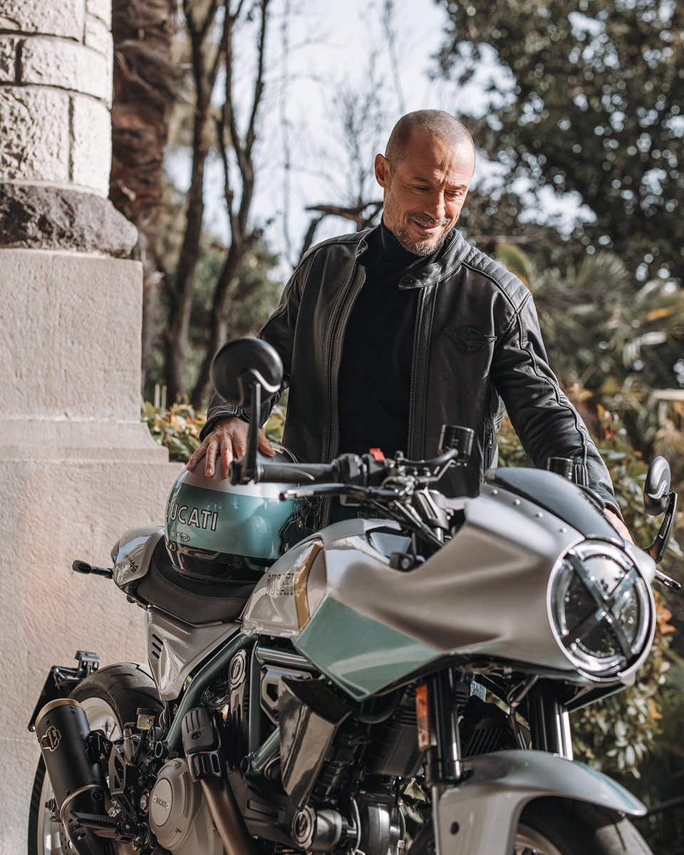 Ducati UK tweet media