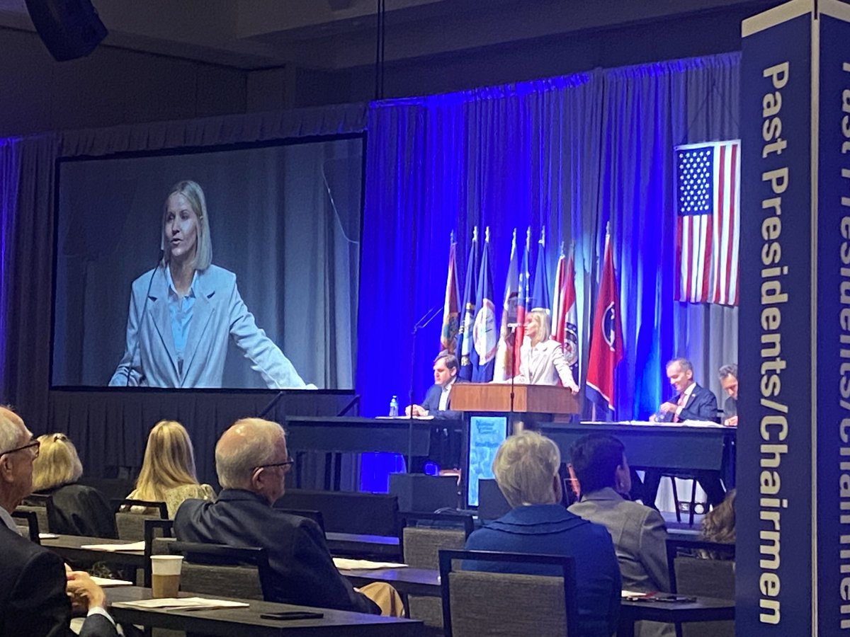 Beck_CGMag's tweet photo. Jody Campiche delivers the 2026 Economic Outlook here at the @NCottonCouncil Annual Meeting in San Antonio this morning. https://t.co/5ohK8O62sT