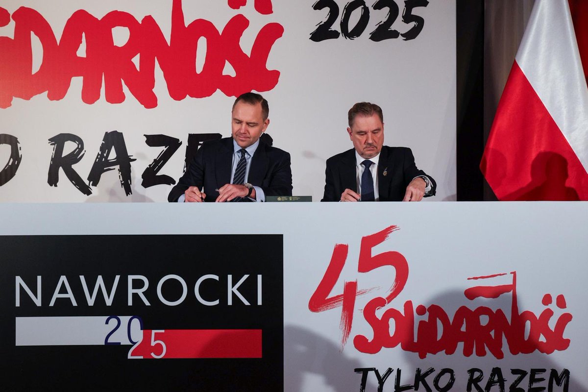 Jutro rocznica podpisania przeze mnie deklaracji współpracy z NSZZ „Solidarność”. Dziękuję, że przyjęliście dzisiaj moje zaproszenie do Pałacu Prezydenckiego. 

Wszystkie złożone zobowiązania podtrzymuję i będę wraz z Wami o nie walczył 🇵🇱