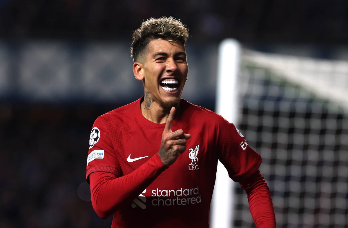LiverpoolCba's tweet photo. El jugador mas INFRAVALORADO de la era Klopp.

"No siempre el más importante es el más visible".

Roberto Firmino fue el alma táctica del Liverpool de Klopp.

Presión.
Inteligencia.
Sacrificio.
Magia.

Bob el Constructor 🛠️🇧🇷

#LiverpoolFC #YNWA #PremierLeague #LFC #Reds #Firmino https://t.co/Kdyybv59YG