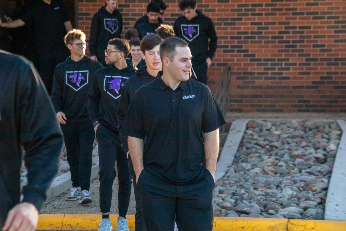 TX ➡️ AR 

#Rentisdue #cowboybaseball