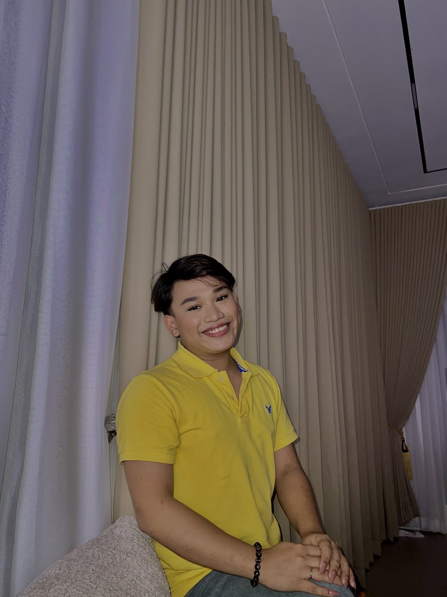 CharlesMatabal2's tweet photo. YELLOW https://t.co/C55mIMurAp