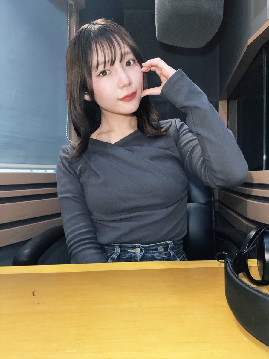 FM FUJI『Music Spice!』木曜日
今夜もご視聴ありがとうございました📻🌙

ついに届いた恋バナ？も、それ以外のお話も、お便り募集中です✉️

お便り宛先📨yurika@fmfuji.jp
番組blogなど詳細🎧 fmfuji.jp

来週もぜひお聴きください🌙

#Mスパ #fmfuji #YURiKA