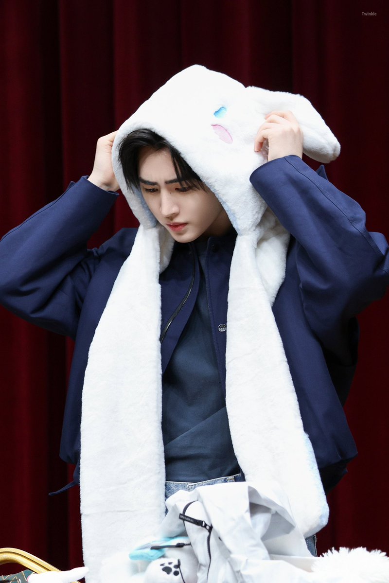 ૮₍ -᷅ ⤙ -᷄  ₎ა