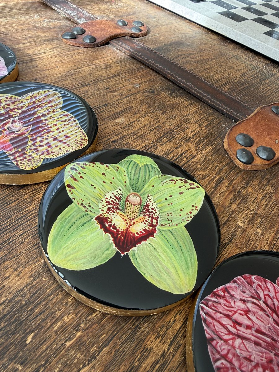 Hand painted orchid coaster set is done! 💗