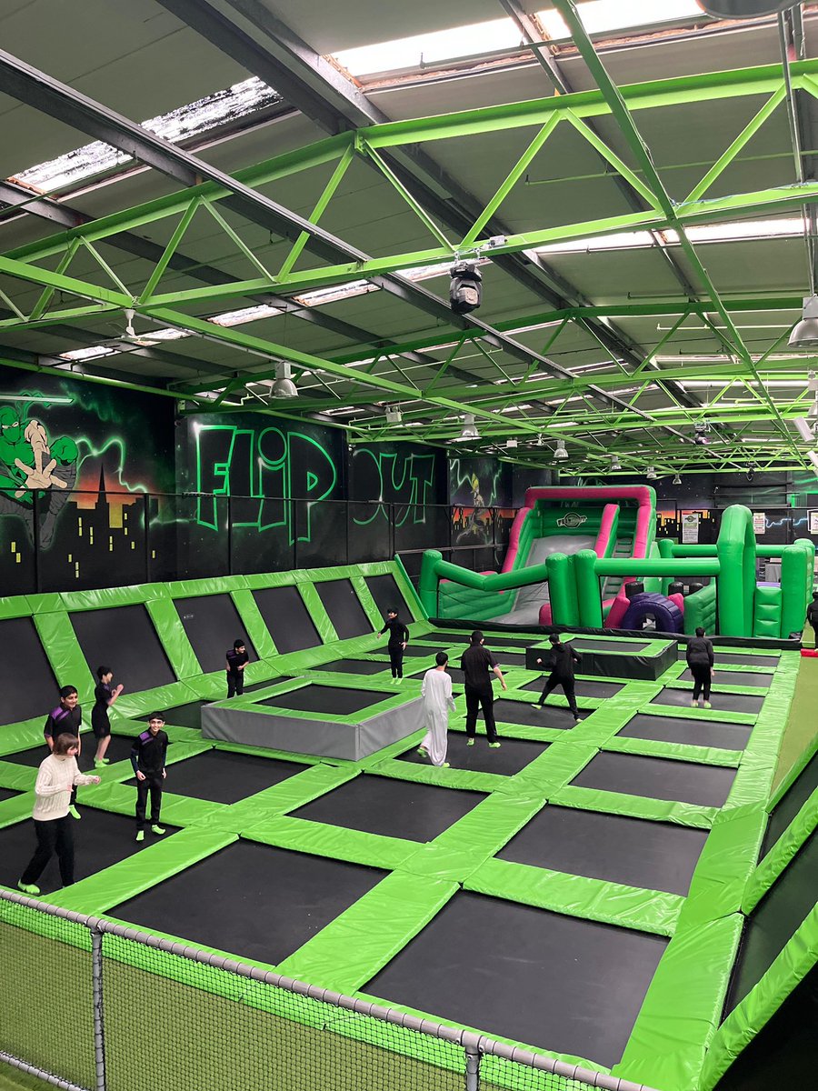 edenboyspreston's tweet image. Our #SEND pupils enjoyed a wonderful trip to Flip Out today. Big shoutout to the staff who made it happen and the pupils who brought the vibes - everyone had an unreal time! ✨#WeAreStar #EBP #SEND