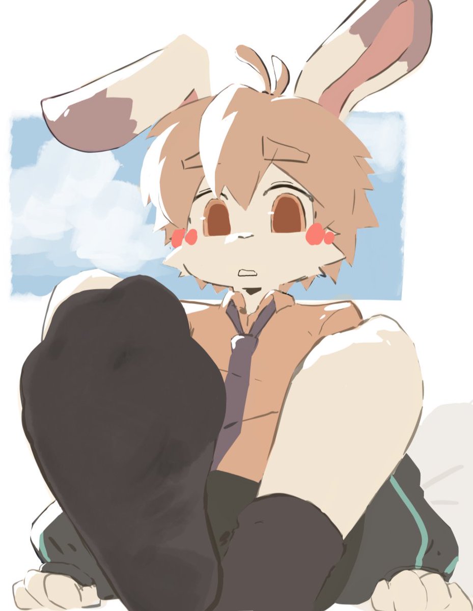 Feeling fluffy 🐰
🎨@/chengxiansenowu