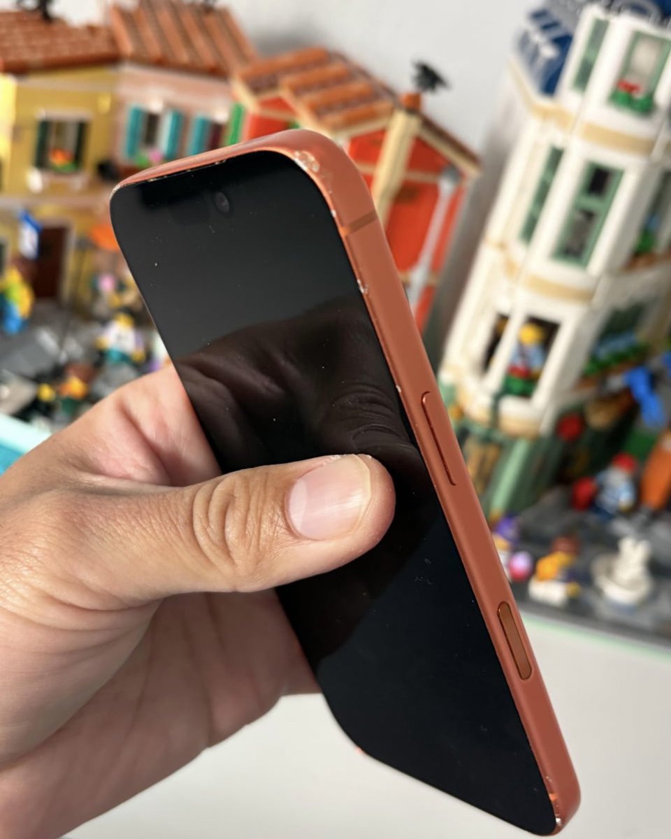 Apple Design tweet media