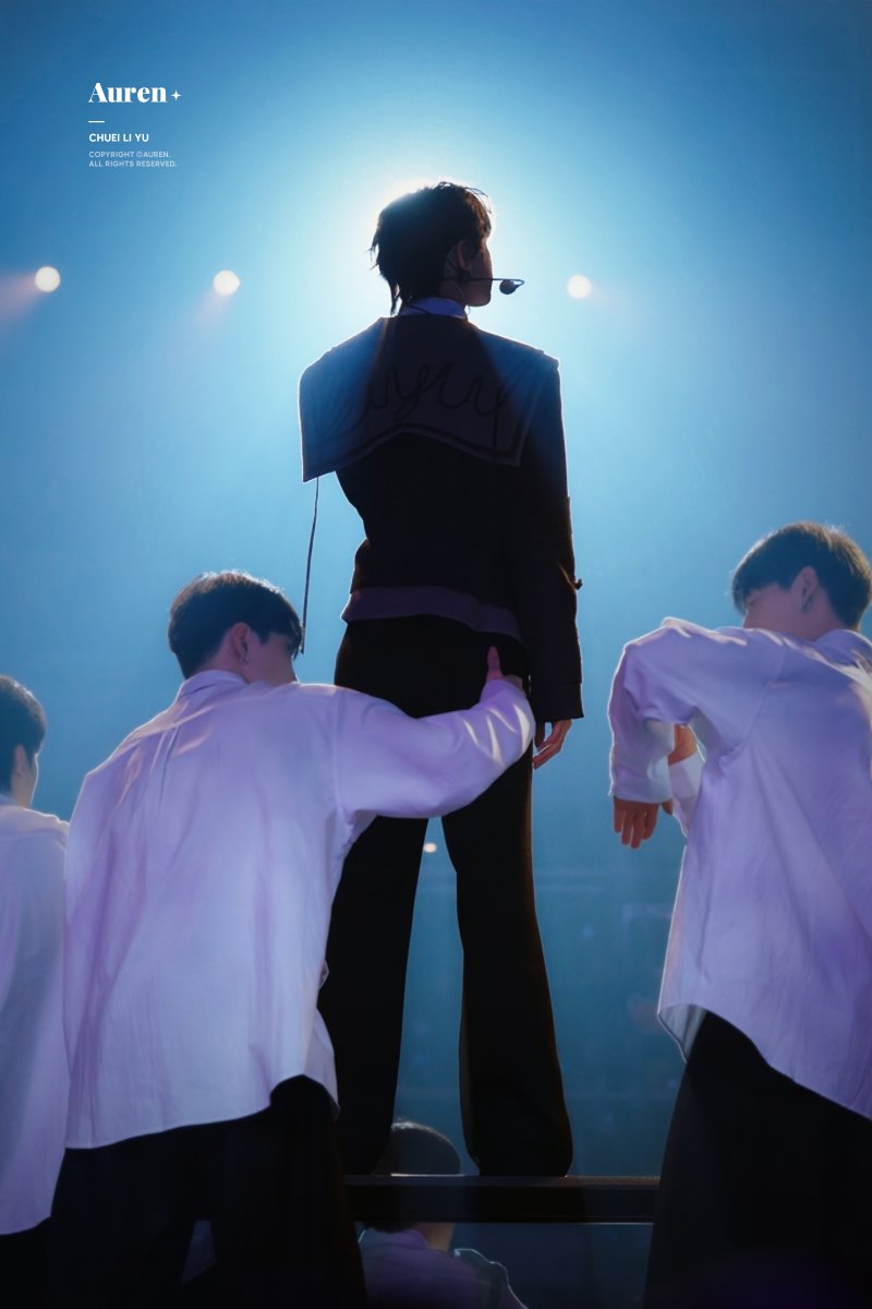𝐀𝐮𝐫𝐞𝐧✦ tweet media
