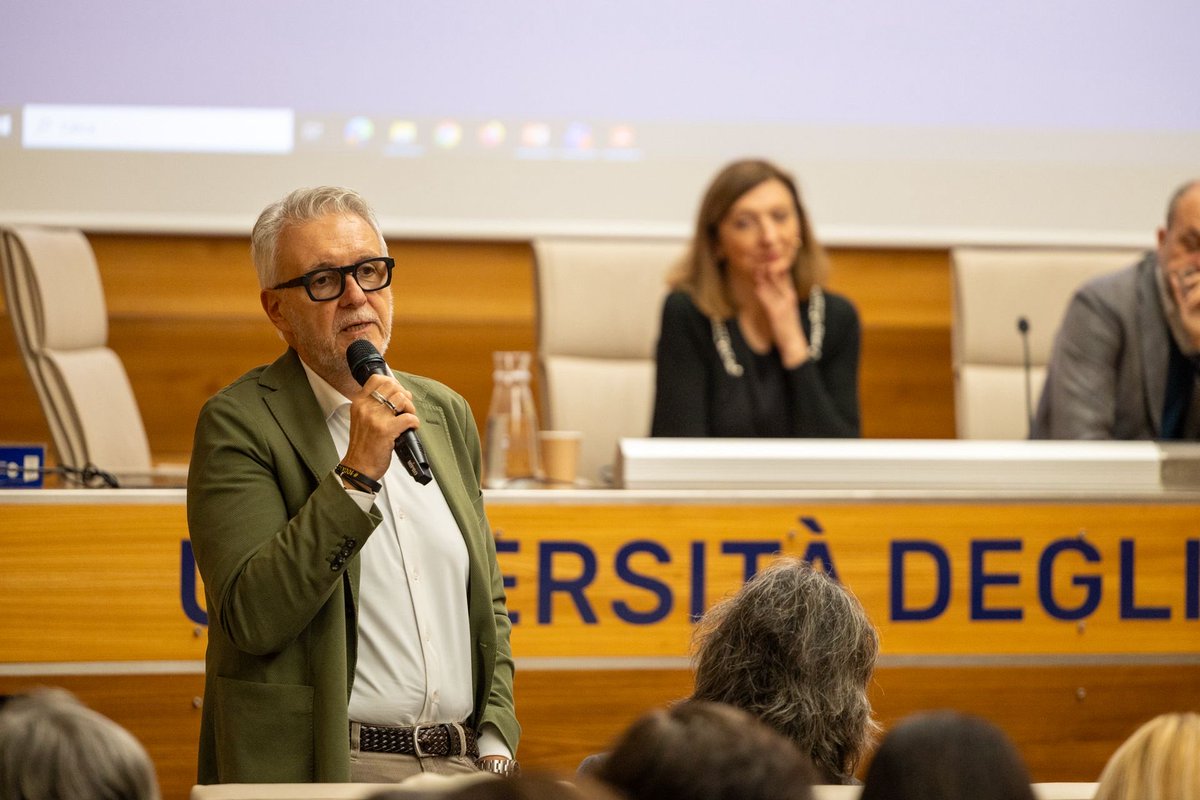 EmiioB's tweet photo. «Partire dai dati significa capire davvero come ci muoviamo e come possiamo migliorare».

Oggi, durante l’incontro “Cosa ci dicono i dati? Un confronto sui risultati delle indagini GoodPractice e mobilità”, ho avuto l’opportunità di condividere i primi risultati delle analisi sulla mobilità interna dell’Università degli studi di Bergamo.

Dalle abitudini di spostamento di studentesse, studenti e personale emergono indicazioni preziose per progettare azioni sempre più mirate.