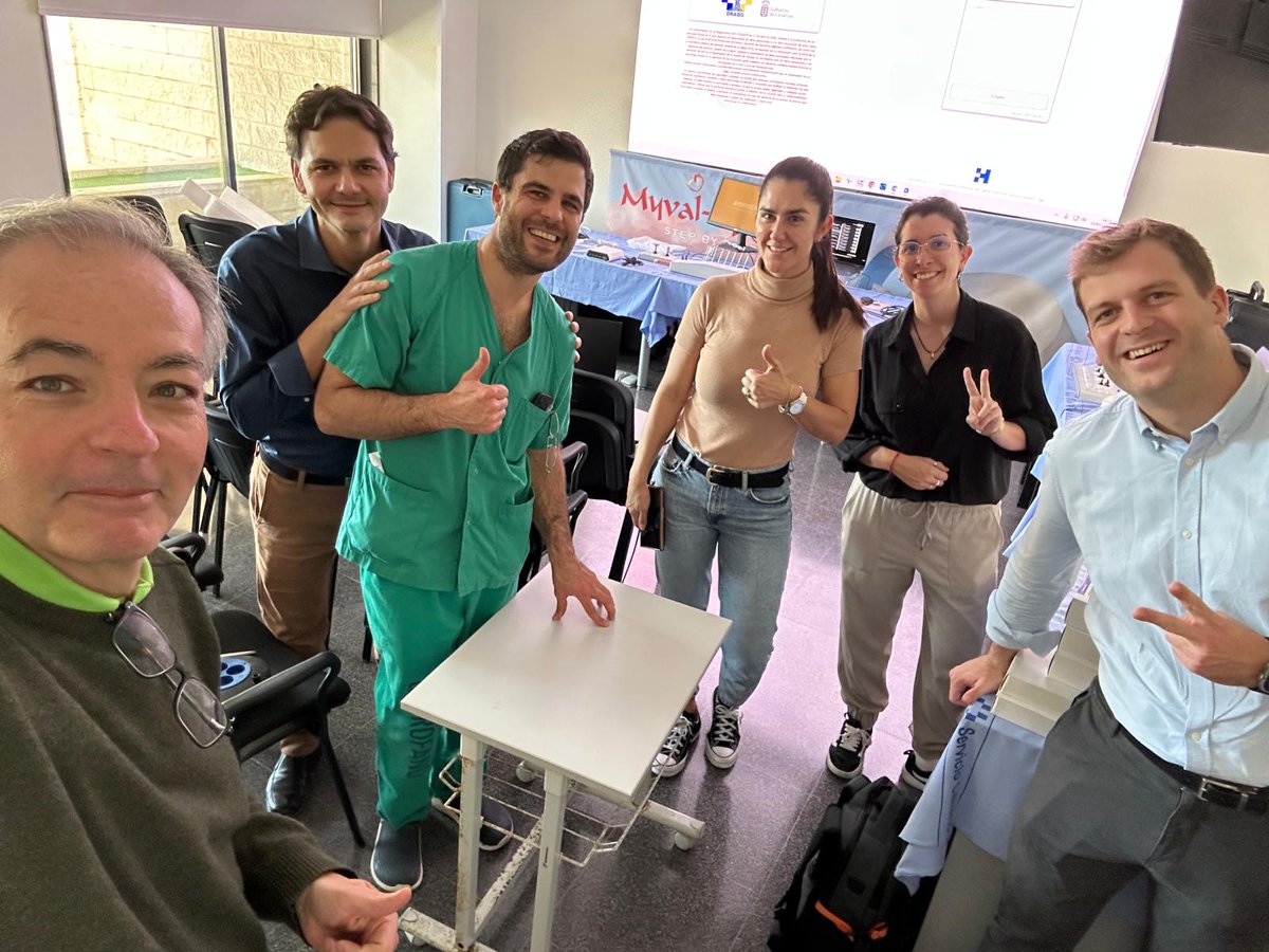 ArritmiasNegrin's tweet photo. YA CASI ESTAMOS LISTOS! 😌

Aquí parte del equipo que lo ha hecho posible 

Todo ready para estimular mañana ⚡🫀 https://t.co/6IUeXVjCC4