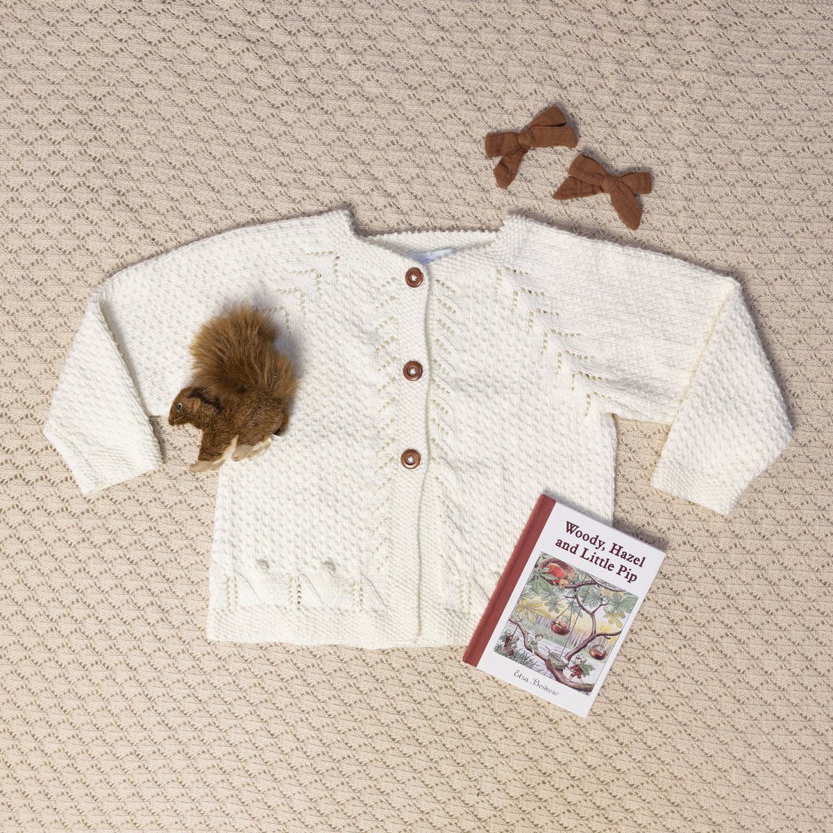 Meet the Layla Cardigan. Hans knitted. Cotton + Bamboo. Machine-washable for easy care.

Shop at junebeebaby.com