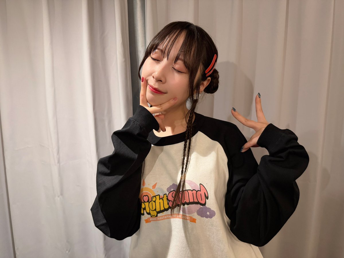 今日私を久々に観た あの頃のヲタクの方々… 私去年から音楽活動して