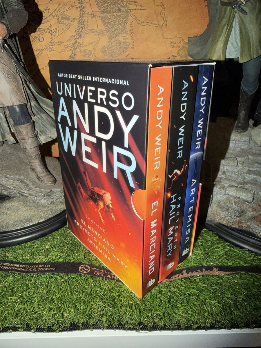 Me he terminado proyecto Hail Mary.
Me ha parecido una cosa maravillosa de libro, con esto finalizo en triunvirato de Andy Weir