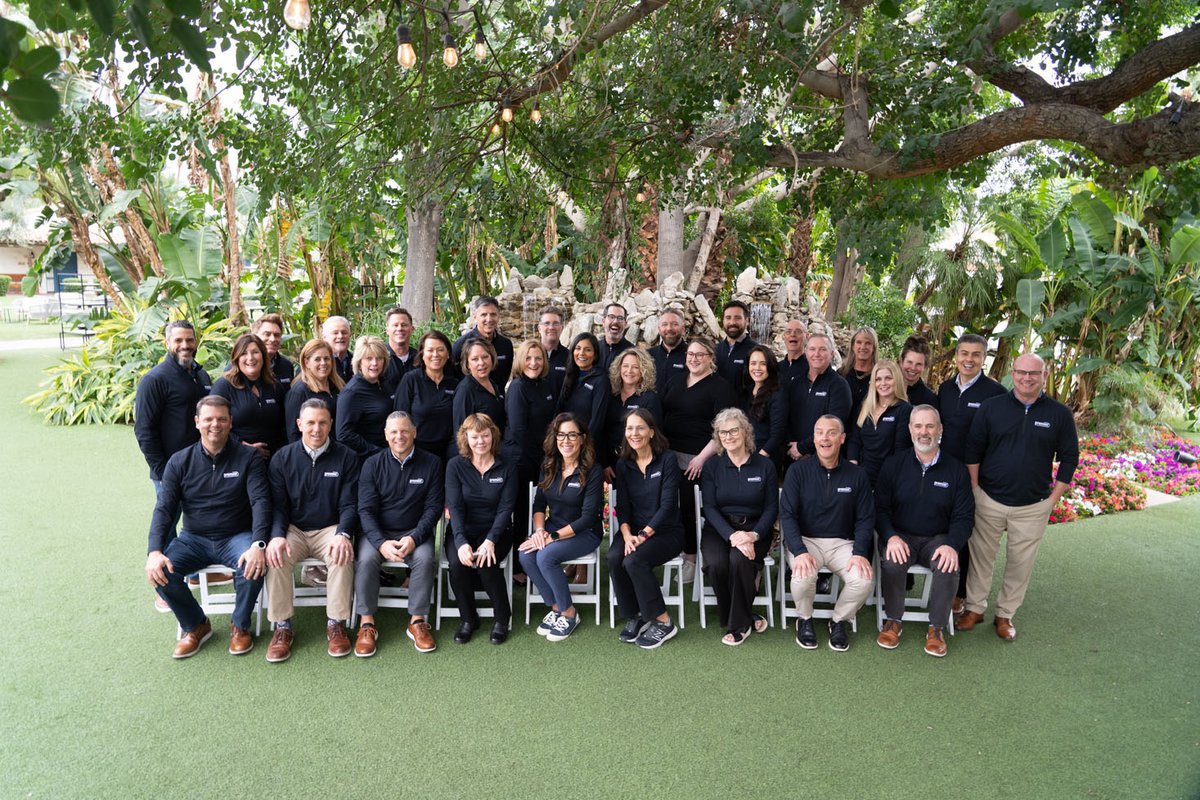 🌴 Greetings again from Palm Springs! 🌴 Our National Sales Meeting has been filled with collaboration, connection, and innovative thinking. #premierdental #premiernsm2026 #bestteamindental