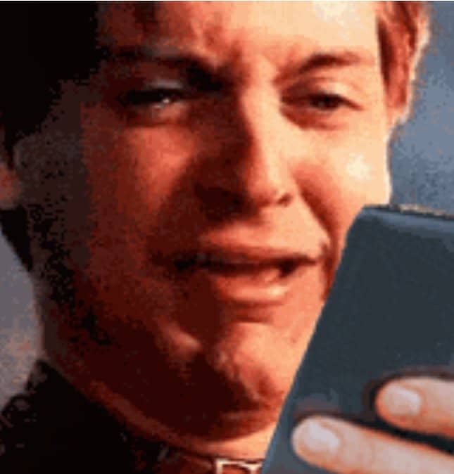 1_JakeyChan's tweet photo. Me openin my phone and seeing no one to follow back😭 https://t.co/EscrbZ6CIN