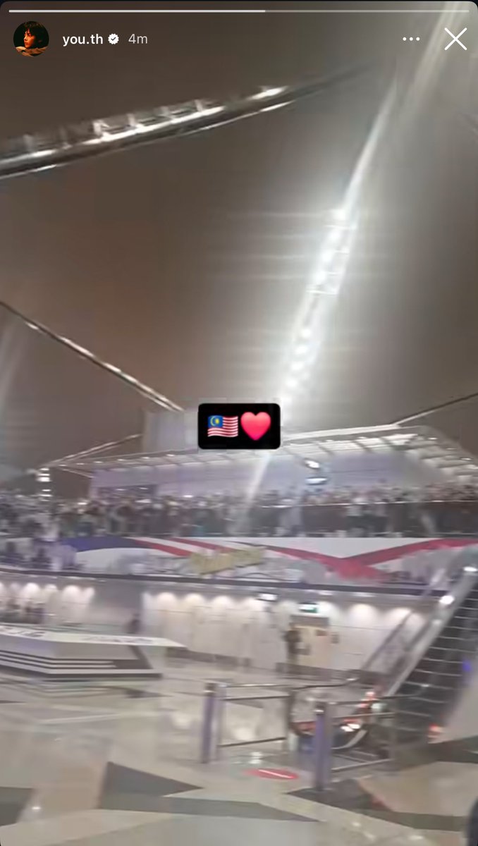 jmricanoo's tweet photo. MALAYSIAN MOA WIN WEHHH 😭❤️🇲🇾 #TXTinKL #JemputDatangTXT https://t.co/oT2f4vNefj