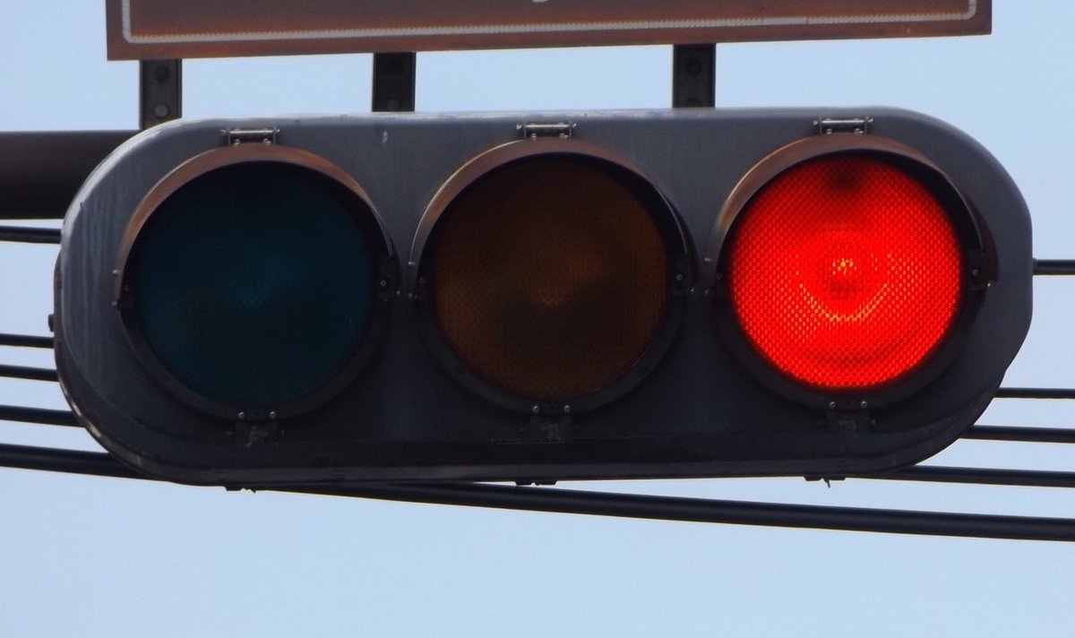 金属製車両用交通信号灯器 仕様書番号 警交仕規第 [23号」 形式 [ 1H