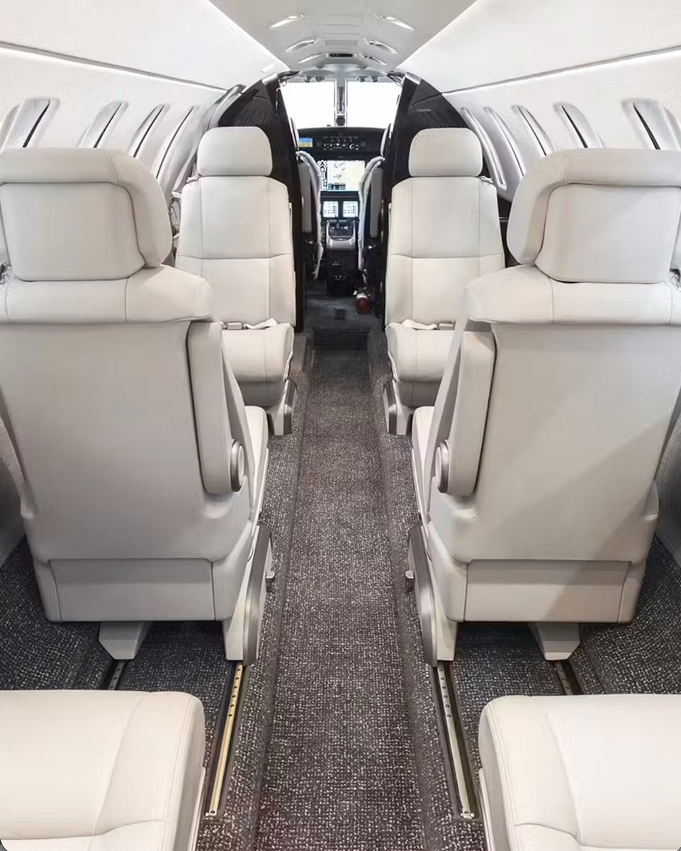 FLYREALJET tweet media