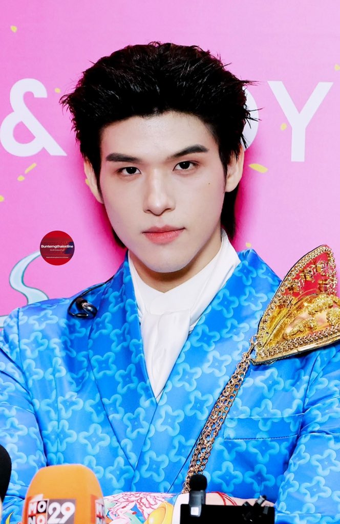 Bunterngonline's tweet image. 📷✨️ สกาย วงศ์รวี   ช่วงสัมภาษณ์ในงาน KING POWER CHINESE NEW YEAR 2026 RACE OF LUCK &amp;amp; JOY ปีม้า ช้อปมหาเฮง 

SKY CNY26 AT KING POWER
#KingPowerCNY2026xSkyWongravee
#skywongravee