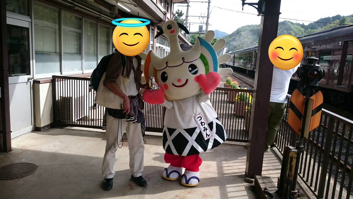 おやつわみん✨️ #つわみん 2018年5月5日（土） 津和野駅にて。 SL
